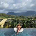 Greta Onieogou Instagram - @1hotel.hanaleibay 🫶🏾