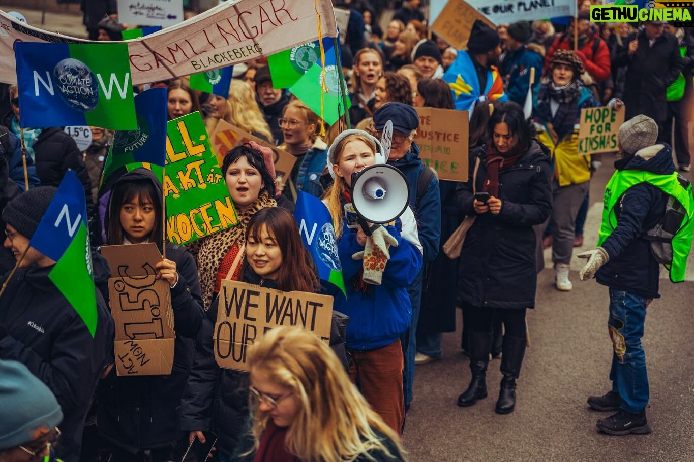 Greta Thunberg Instagram - Climate strike week 296. Today Stockholm took part in the global climate strike demanding #ClimateJusticeNow 🔥🌏✊ #FridaysForFuture #climatestrike #PeopleNotProfit #Klimaträttvisa #Stockholm @fridaysforfuture.stockholm 📸: @fridayphotos.se