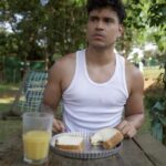 Gustavo Stockler Instagram – Mãe sendo mãe hahahahaha