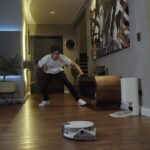 Gustavo Stockler Instagram - Não é só um “robô aspirador”, é o JetBot AI , né @samsungbrasil?