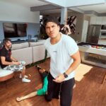 Gustavo Stockler Instagram – A fuga das galinhas hahaha