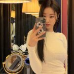 Gyeongree Instagram - behind ..🔖 얼른 보고싶어!
