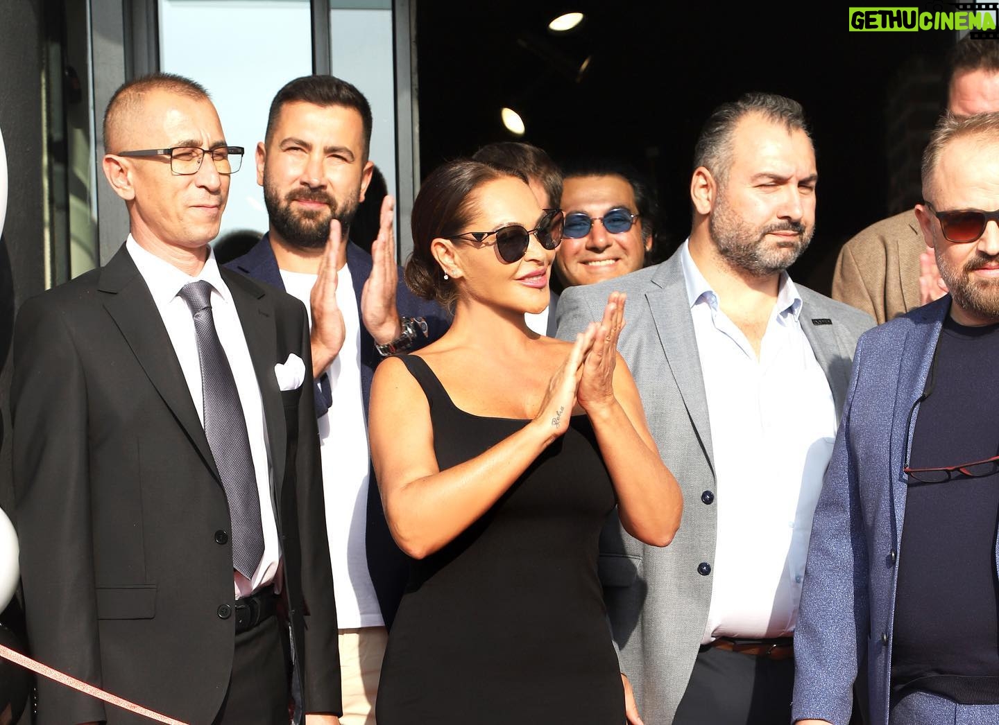 Hülya Avşar Instagram - Bambi⭐️ 700.Mağaza⭐️ Açılış⭐️ Bodrum⭐️♥️