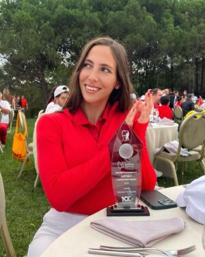 Hülya Avşar Instagram - Zehra Çilingiroğlu⭐️Kemer Country Golf Club⭐️Turnuva⭐️Cumhuriyet 100. Yıl kupası için kızımı tebrik ediyorum ♥️♥️