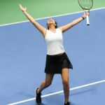 Hülya Avşar Instagram - 21. Yılında Hülya Avşar Cup Tenis Turnuvasına rekor katılım oldu. Ne mutlu bana. Muhteşem maçlar devam ediyor. Tabi beni elediler, hiç olmadı😂Hırslandım, her gün çalışacağım😂