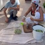 Hülya Avşar Instagram - (Bahçeden erken hasat) Çok mu havaya girmişim😂Hakan çalıştırıyor beni😂