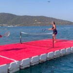 Hülya Avşar Instagram - Benim için her yer Tenis Kortu😂😂💙💙 @hulyaavsarcup @voguehotelbodrum