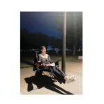 Ha Ji-won Instagram – 안녕☀️ 다들 커튼콜 잘보고 있나요~?
오늘도 많.관.부! 
오늘 밤 9시 50분 
세연이랑 만나요~🥰
#커튼콜 #박세연 #하지원