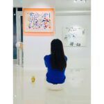 Ha Ji-won Instagram – 포포와 함께 전시관람 @polarpo_official