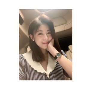 Ha Ji-won Instagram - 안녕☀️ 다들 커튼콜 잘보고 있나요~?
오늘도 많.관.부! 
오늘 밤 9시 50분 
세연이랑 만나요~🥰
#커튼콜 #박세연 #하지원