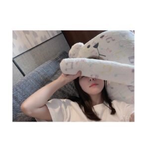 Ha Ji-won Instagram - じゃーん おはようございます ついに私たち会えますね！ 会場でお待ちしてます！ドキドキ💓💕🥳🚀💋💃🏻💃🏻💃🏻🐰🌎⭐️💫✨
