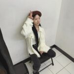 Ha Seung-lee Instagram - 쉽지않네🐣