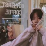 Ha Seung-lee Instagram - 아직 추워🤧