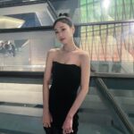 Ha Yoon-kyung Instagram – 좋은 사람들과 행복했던 부산🖤

#부산국제영화제 #딸에대하여 
#BIFF #ConcerningMyDaughter