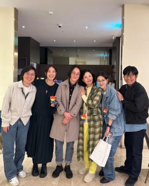 Ha Yoon-kyung Instagram - 좋은 사람들과 행복했던 부산🖤

#부산국제영화제 #딸에대하여 
#BIFF #ConcerningMyDaughter