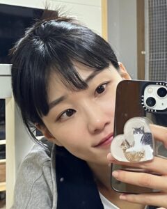 Ha Yoon-kyung Instagram -
