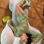 Haifa Wehbe Instagram - “HAPPINESS IS THE NEW RICH.💍 INNER PEACE IS THE NEW SUCCESS.🎯 HEALTH IS THE NEW WEALTH.💸 KINDNESS IS THE NEW COOL.”😎 ##haifawehbe