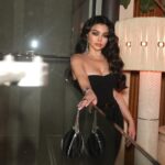 Haifa Wehbe Instagram - Paris camera roll dump 💞 #souvenirs #paris #haifawehbe