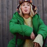 Haley Lu Richardson Instagram - LOOK HOW HAPPY I AM IN THESE CLOTHES PEOPLE! @freepeople #freepeoplepartner