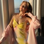 Haley Lu Richardson Instagram – On my way to meet Miranda, Charlotte and Samantha💁‍♀️ wearing the new @DVF & @Target collection #DVFxTarget #targetpartner