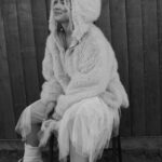 Haley Lu Richardson Instagram - LOOK HOW HAPPY I AM IN THESE CLOTHES PEOPLE! @freepeople #freepeoplepartner