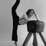 Haley Lu Richardson Instagram - me n a pommel horse.