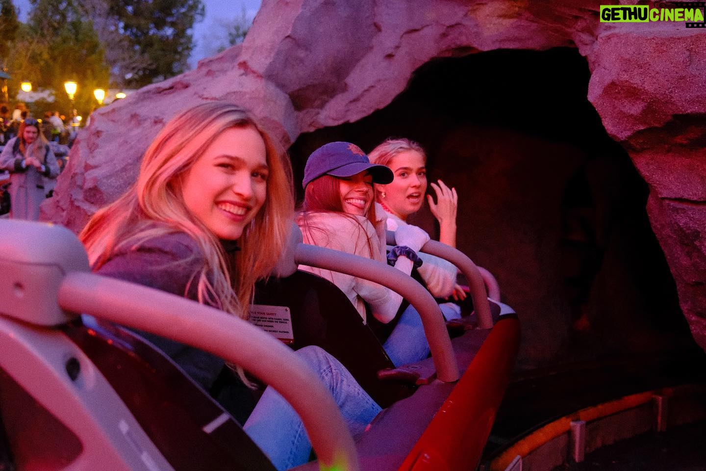 Haley Lu Richardson Instagram - very extremely thankful for these people. i hold them so close and am getting emotional looking at these pictures and thinking about how much fun i had with them yesterday. thanks guys. and happy burfday to ali caitlin and mike next! 🦥❤️🥺