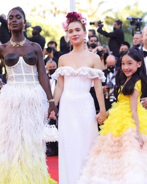 Haley Lu Richardson Instagram - this was pretty darn tootin cool.