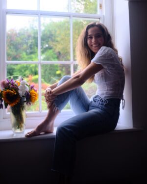 Haley Lu Richardson Instagram - ❤️🙃