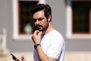 Halil İbrahim Ceyhan Instagram - Kirli sepeti Murat …🤟🏽
@foxturkiye 
@dizikirlisepeti 
@medyapimresmi 
#kirlisepeti