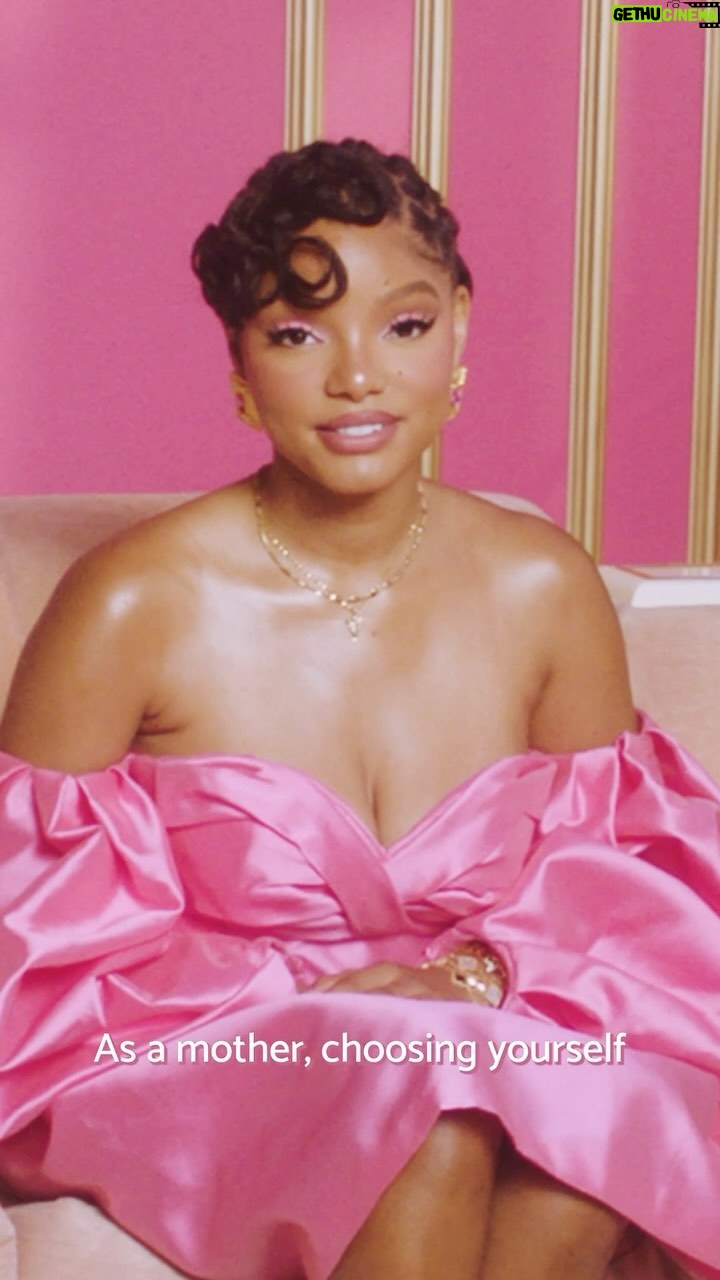 Halle Bailey Instagram - as a new mommy, i’ve been so focused on this new journey of learning about the woman i am now and getting the proper support and help i need. ♥️ that’s why i am so excited to share my personal postpartum experience as part of Is Mommy Okay?, an amazing maternal mental health campaign highlighting the need for better maternal support. As a society, we have to start taking better care of moms. Give moms some grace. To my fellow moms out there, you are not alone in your struggle. And if you do need support, @naturalcycles is a fantastic resource. They’re not only the creators of the world’s first birth control app, but they just launched a new postpartum experience so new moms can now access mental health check-ins, symptom trackers, resources from their partner organization @postpartumsupportinternational , and more. Whether you’re in that stage of life right now or not, you can use my code Halle15 at Naturalcycles.com for 15% off an annual subscription. You have to be nurtured to be a nurturer, so don’t forget to ask yourself, “Is Mommy Okay?” #AD #NaturalCyclesPartner #ismommyokay