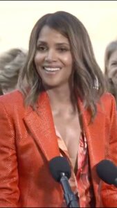 Halle Berry Instagram - Together we can change our future, ladies! Call your Members of Congress RIGHT NOW and tell them that you support the Advancing Menopause Care and Mid-Life Women’s Health Act. Our voices matter!