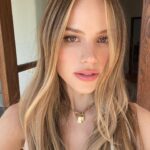 Halston Sage Instagram - Press days with @melissa.hernandez and @chadwoodhair are the best days