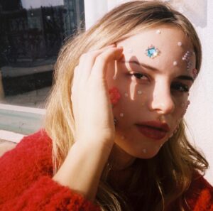 Halston Sage Instagram - Repost @giacoppolawine ❤️