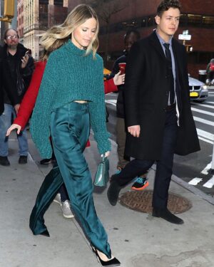 Halston Sage Instagram - Thanks for having me @buildseriesnyc ! P.s. @sally_lapointe I’m never taking this outfit off