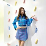 Han Hye-jin Instagram - 💙바이컬러🩷의 성수동 팝업에 다녀왔어요😄 세 컬러 모두 좋지만.. 지금까지 제 최애는 🩷요건데..여러분의 바이컬러는 뭔지 궁금하네요^^ 바이컬러가 뭐냐구요? 너무 예뻐서 헷갈릴수도 있겠지만 치약이에요🤣 12월 14일까지 팝업스토어는 계속되니 들르셔서 체험하고 선물도 받아가세용🥰 감기 조심하세요🤗 #바이컬러 #bycolor #무신사테라스성수 #바이컬러팝업스토어 #12월14일까지 #나의컬러를찾아서 #바이컬러치약 @bycolor_official #광고