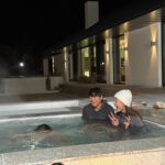 Han Hye-jin Instagram - 형제들의 호연지기.. 도저히 한 장만 올릴 수가 없네.. 영하6도 강원도의 올 해 마지막 자쿠지! 이번 주 금요일에 유투브에서 만나요😆 금요일이 더 재밌는 건 안비밀🤫 #형제들의사우나 #대상기원입수 #마지막사진시언오빠표정 #인급동1위감사합니다🙇‍♀️❤️