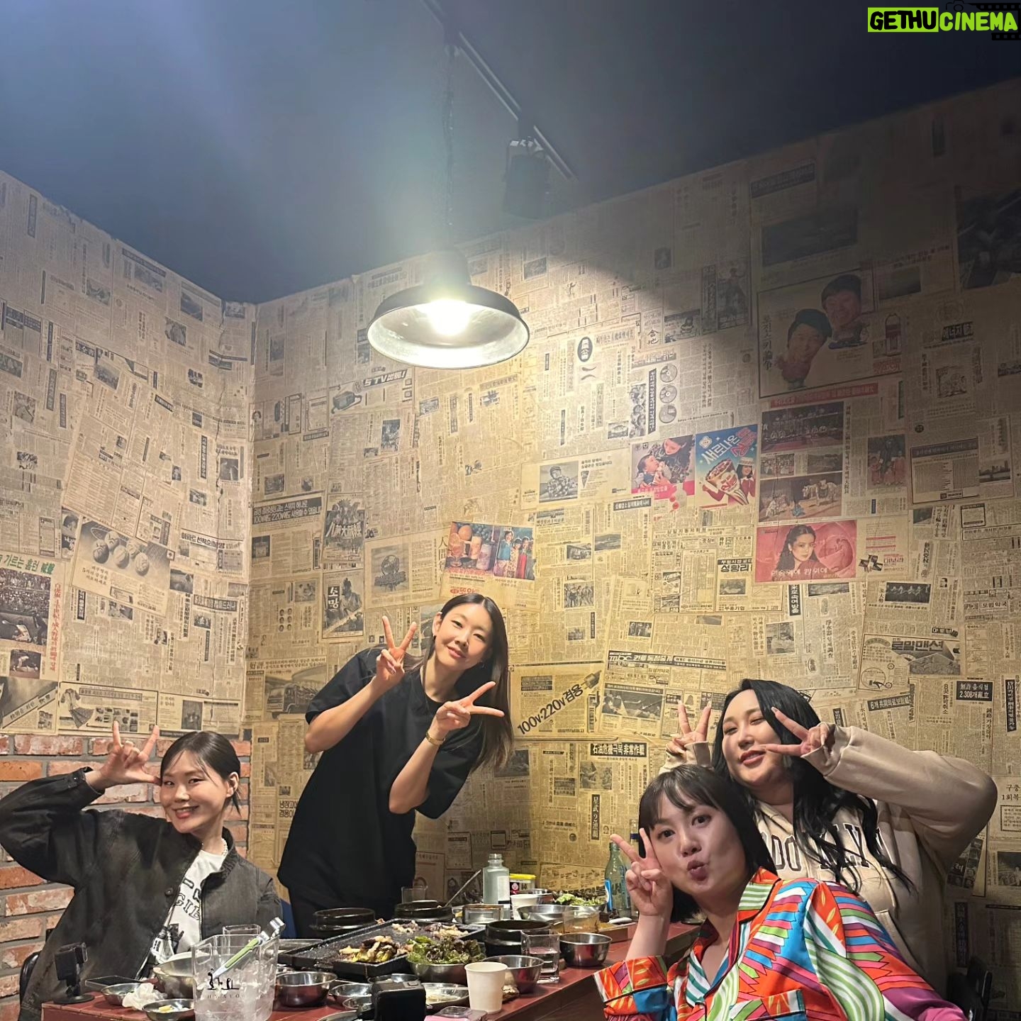 Han Hye-jin Instagram - π©·λ΄νΈνμ3π©· μμν©λλ€! κ³§ μ°Ύμλ΅κ²μ!! μ‘°κΈλ§ κΈ°λ€λ €μ£ΌμΈμ! κ°μ¬ν©λλ€!π₯° μ¬λν©λλ€ #μ νλ¬μ€ν°λΉ #λ΄νΈνμ #μμ§μ€μ¬λν΄ #μλ‘μ΄μλ°©λ§λ