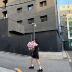 Han Hye-yeon Instagram - 𝙏𝙃𝙄𝙎 𝙒𝙀𝙀𝙆 𝙃𝙀𝘼𝙇𝙄𝙉𝙂 🌸💐🖌🎨 꽃을 만지고 그림을 감상하고 요리를 대접 받아서 🔋💯 #인생뭐있어 #감사 #audryflowers2014 #botanicalexhibition ( 📅 ~05.26 🎈보헤미안갤러리 ) #인도로간빠리지엔