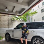 Han Hye-yeon Instagram - 𝙈𝙊𝙉𝘿𝘼𝙔 𝙎𝙏𝙔𝙇𝙀 월욜이니까 눈도 안그리고 수우우운하게~ #인생뭐있어 #ootd #의상정보는태그에서🙏