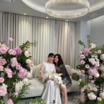 Han Hye-yeon Instagram - 𝙊𝙃 𝙃𝘼𝙋𝙋𝙔 𝘿𝘼𝙔💐🥂👏 우리 지혜 행복해라~ #인생뭐있어 #축결혼 #ootd #의상정보는태그에서🙏
