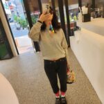 Han Hye-yeon Instagram - 𝙢𝙮:𝙨𝙝𝙤𝙥𝙥𝙚𝙧 내가 그레이가 괜히 어울린게 아녔네~ 처음 해 본 퍼스널 컬러 테스트💯👍 #인생뭐있어 #ootd #의상정보는태그에서🙏 #마이쇼퍼