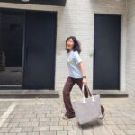 Han Hye-yeon Instagram - 놀러가고싶은날씨라며😁🌈👟🤎🩵🩶 #인생뭐있어 #ootd #의상정보는태그에서🙏