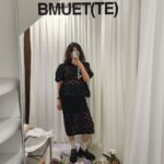 Han Hye-yeon Instagram - 𝘽𝙈𝙐𝙀𝙏(𝙏𝙀) 왐마~ 못고르겠네~ #인생뭐있어 #선택장애 #bmuette