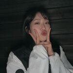 Han Ji-hyun Instagram - 그래서 사진을 찍었댜 🙄