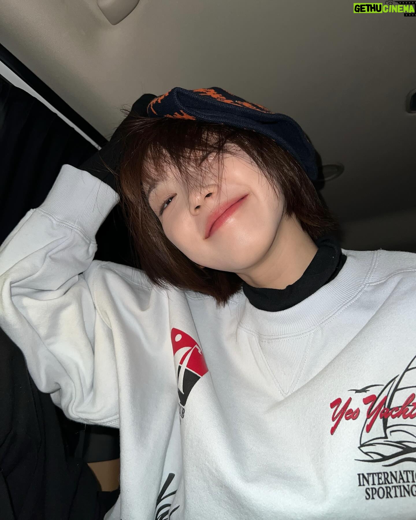 Han Ji-hyun Instagram - 너무 오랜만에 올려서 뭐라고 써야할지 모르겠는데..🧡 항상 고마워요 여러분