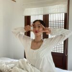 Han Ji-hyun Instagram - ☺️웃는얼굴