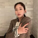 Han Ji-hyun Instagram - 🤠❤️