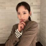 Han Ji-hyun Instagram - 🤠❤️