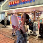 Han Ji-hyun Instagram - 놀이동산의 로망 솜사탕💕 솜사탕이 아니라 분홍색 설탕이였다